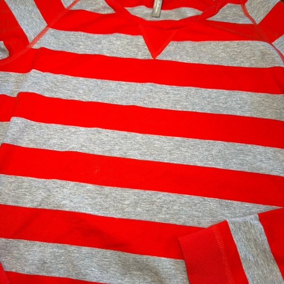 Hanna Andersson red and gray striped scoop neck long sleeve tshirt size M - Picture 3 of 13